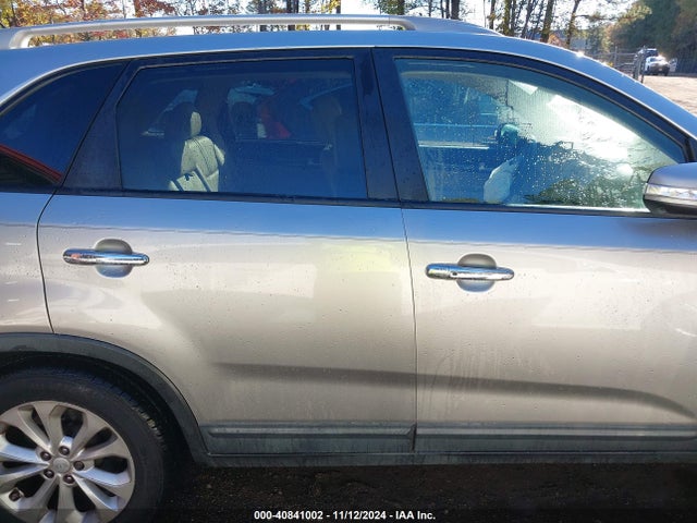 5XYKU4A7XFG622821 KIA Sorento Ex V6