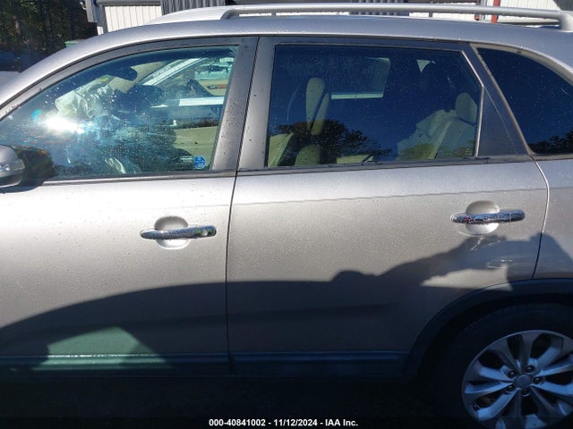 5XYKU4A7XFG622821 KIA Sorento Ex V6