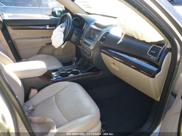 5XYKU4A7XFG622821 KIA Sorento Ex V6