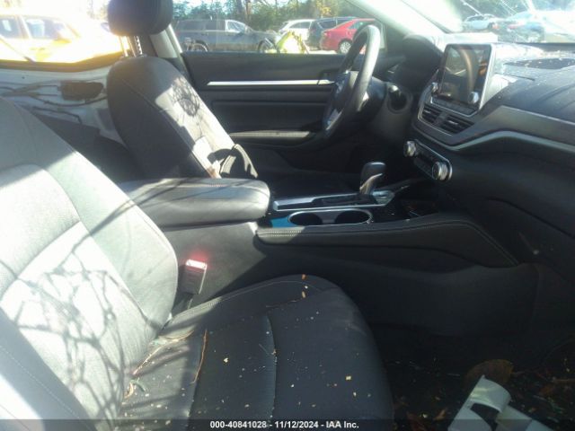 1N4BL4DV2PN422268 Nissan Altima Sv Fwd