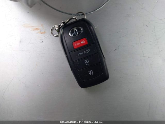 JTDS4MCE6RJ105631 Toyota COROLLA SE