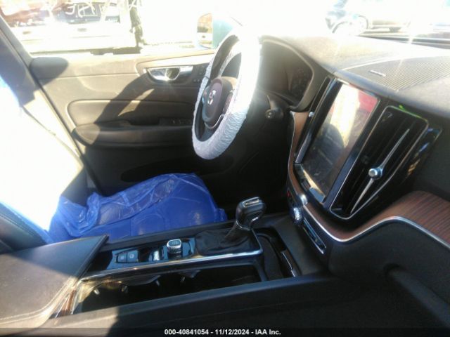 LYV102RK2KB178051 Volvo Xc60 T5 Momentum