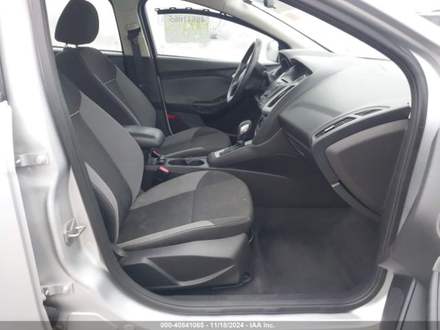 1FADP3F21EL160472 Ford FOCUS SE