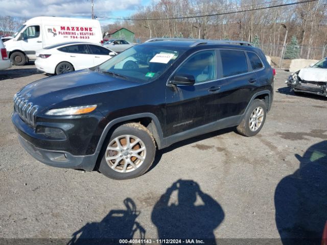 1C4PJMCB2EW146243 Jeep Cherokee Latitude