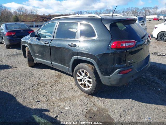 1C4PJMCB2EW146243 Jeep Cherokee Latitude