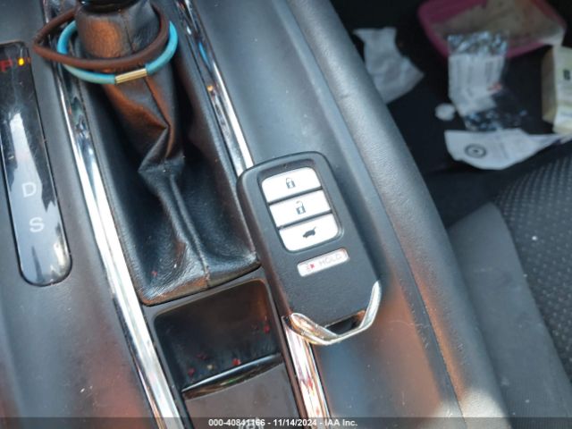 3CZRU5H56KM728215 Honda HR-V EX