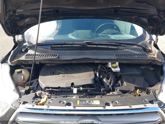 Ford ESCAPE SE 2018 1FMCU9GD4JUB01059 Image 10