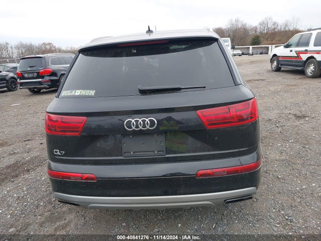 WA1LHAF78KD025525 Audi Q7 45 Premium/45 Se Premium