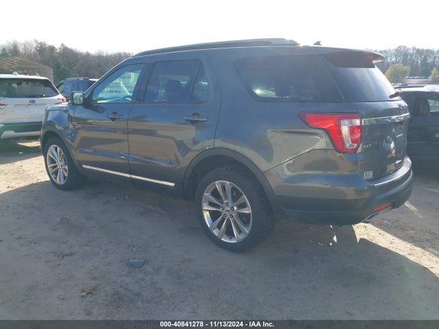 Ford EXPLORER XLT 2018 1FM5K8D89JGB53107 Image 3