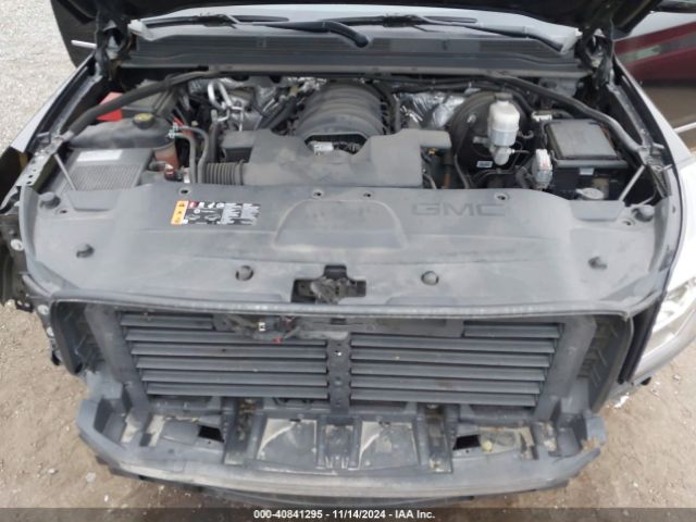 1GKS2HKJ1JR192960 GMC YUKON XL DENALI