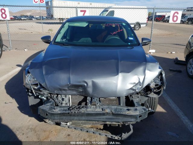 1VWAS7A30GC046028 Volkswagen Passat 1.8t S