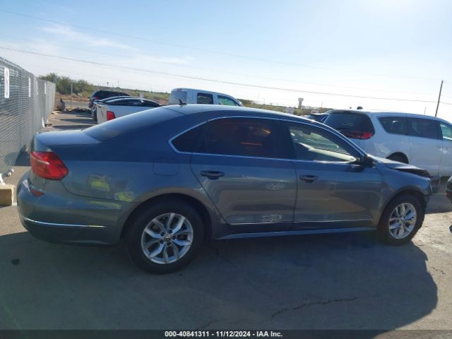 1VWAS7A30GC046028 Volkswagen Passat 1.8t S