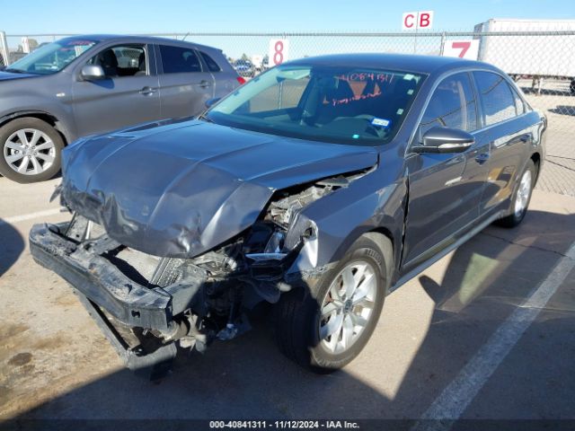 1VWAS7A30GC046028 Volkswagen Passat 1.8t S
