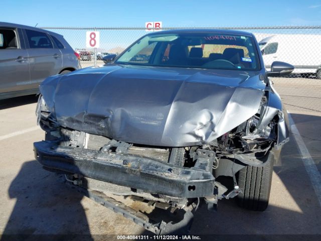 1VWAS7A30GC046028 Volkswagen Passat 1.8t S