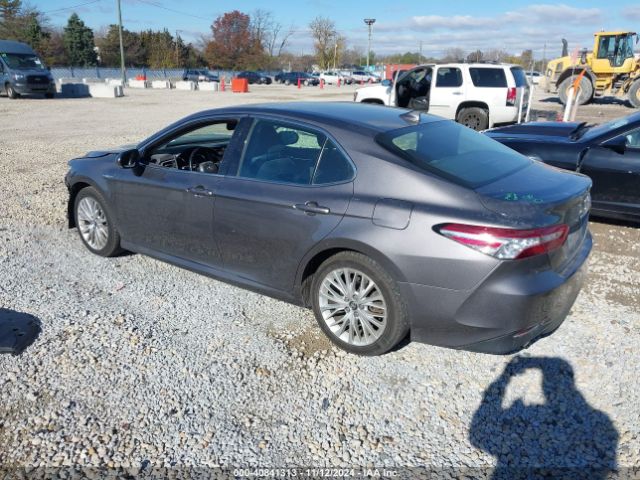 4T1B21HK7JU009363 Toyota Camry Hybrid Xle