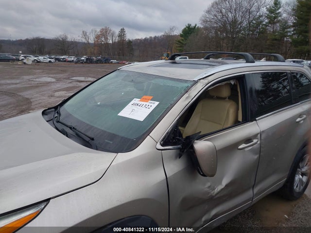 Toyota Highlander Xle V6 2014 5TDJKRFH0ES030765 Image 6