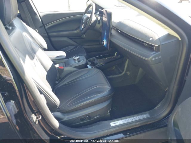 3FMTK3SU3NMA23670 Ford Mustang Mach-e Premium