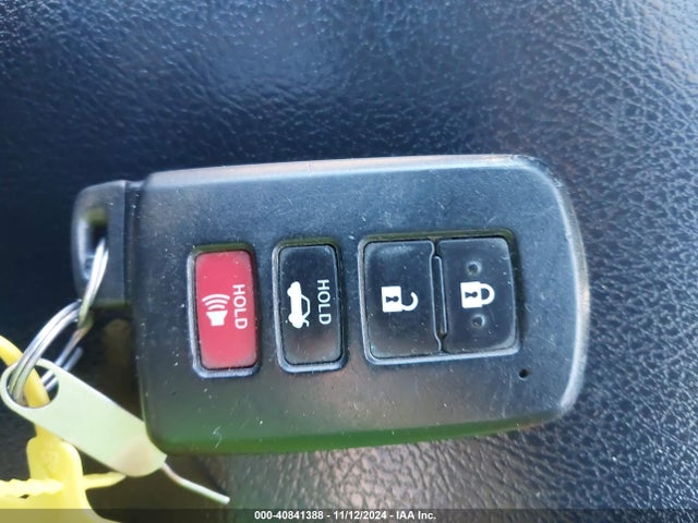 Toyota CAMRY XLE 2016 4T1BF1FK3GU591042 Image 11