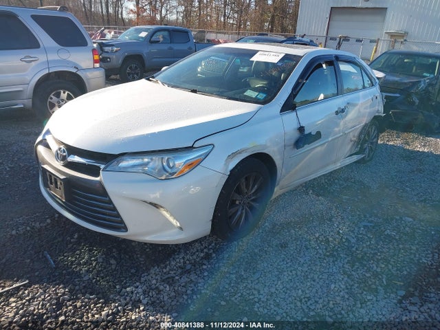 Toyota CAMRY XLE 2016 4T1BF1FK3GU591042 Image 2