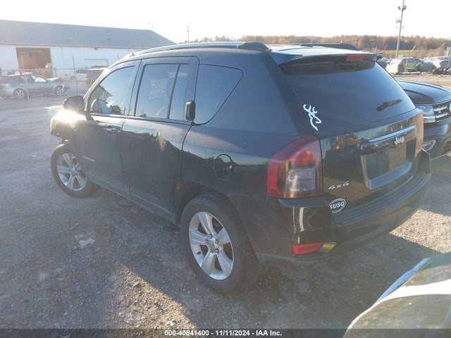 1C4NJDBB3GD804658 Jeep Compass Sport