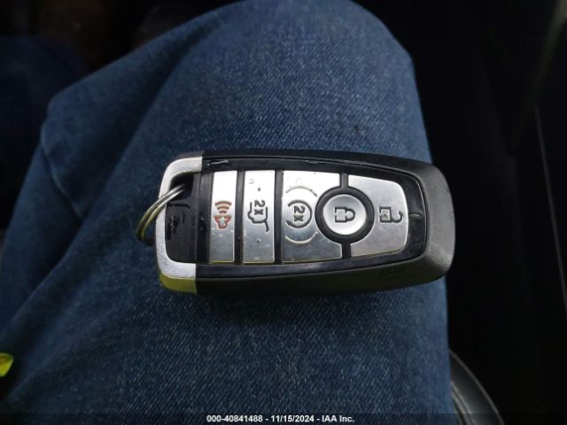 1FMCU9J99LUC15985 Ford Escape Titanium