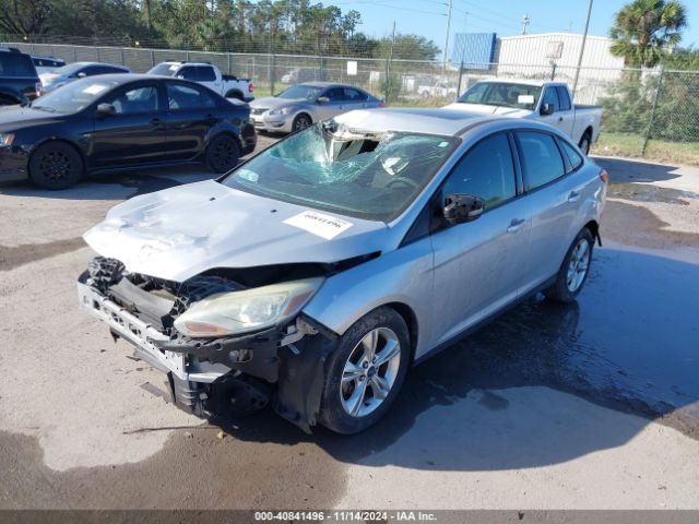 1FADP3F2XEL322535 Ford FOCUS SE