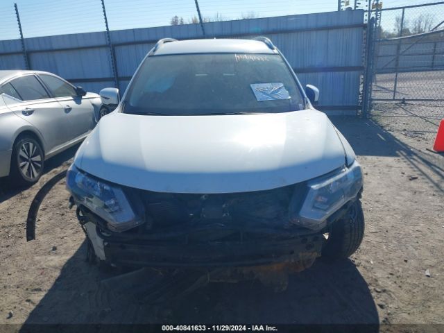 KNMAT2MT9JP573886 Nissan ROGUE SV