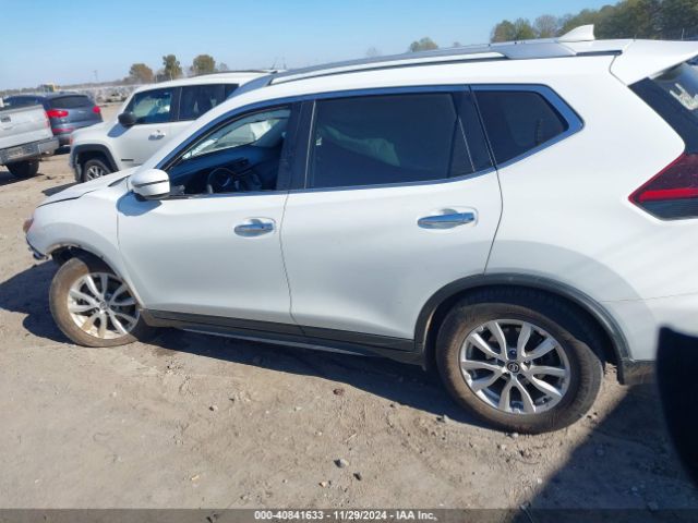 KNMAT2MT9JP573886 Nissan ROGUE SV