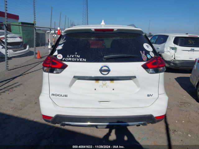 KNMAT2MT9JP573886 Nissan ROGUE SV