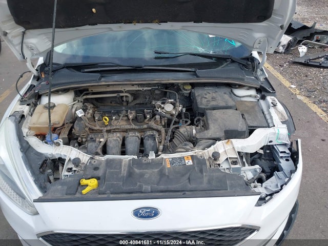 Ford FOCUS SE 2016 1FADP3K28GL344719 Image 10