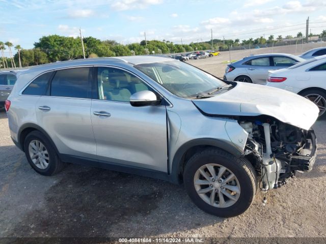5XYPG4A37HG239450 KIA Sorento 2.4l Lx