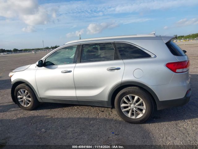 5XYPG4A37HG239450 KIA Sorento 2.4l Lx