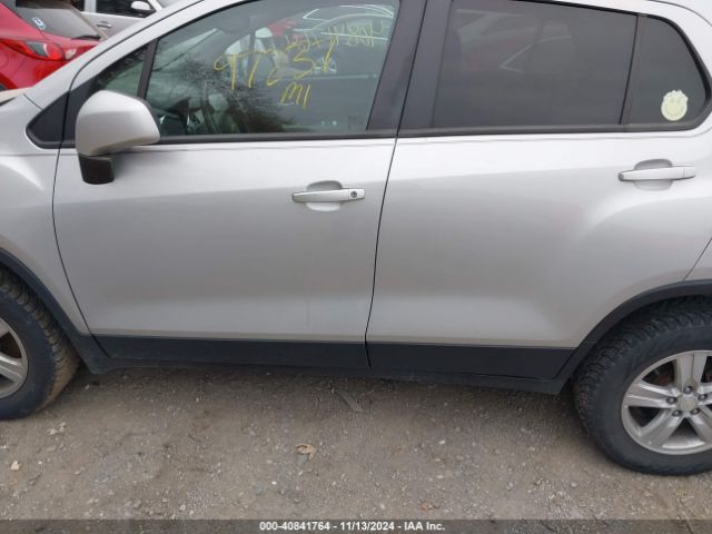 KL7CJPSM2MB361093 Chevrolet Trax Awd Lt
