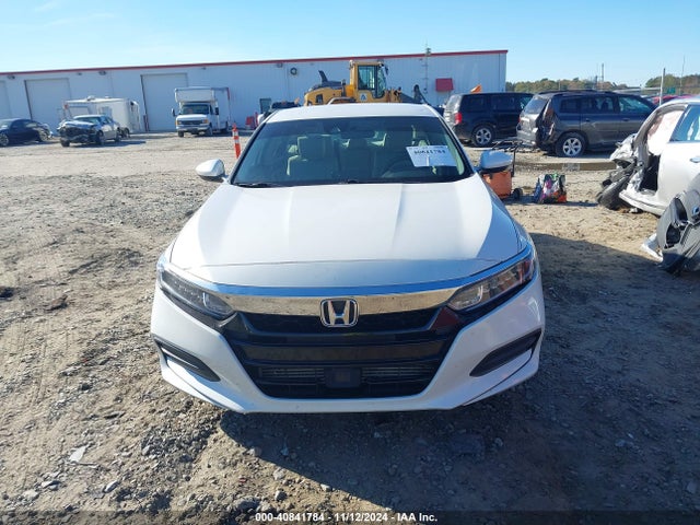 Honda ACCORD LX 2018 1HGCV1F17JA183219 Image 12