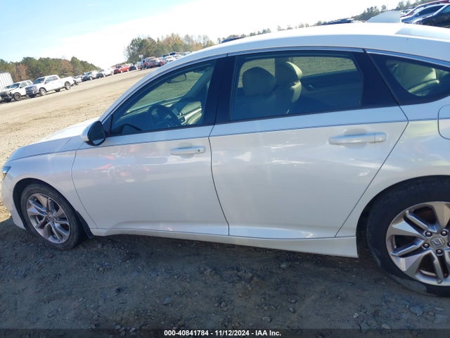 Honda ACCORD LX 2018 1HGCV1F17JA183219 Image 14