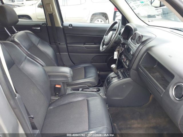 1C4NJPBA5GD716963 Jeep Patriot Sport Se