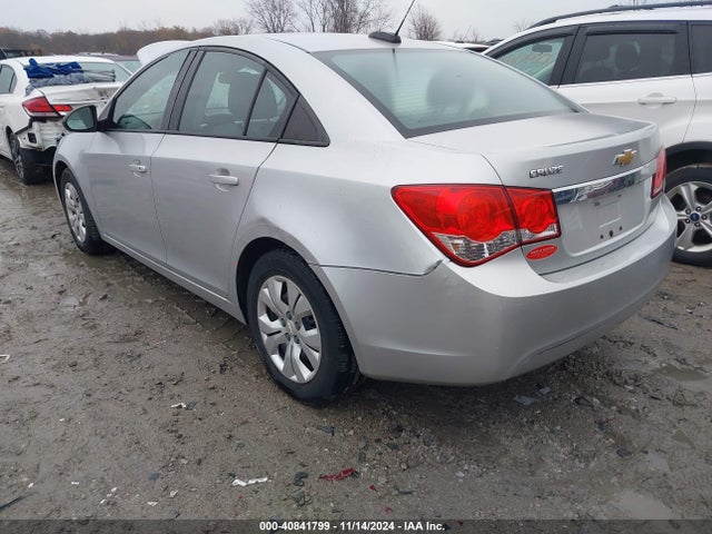 Chevrolet Cruze Ls Auto 2015 1G1PA5SG7F7177379 Image 3