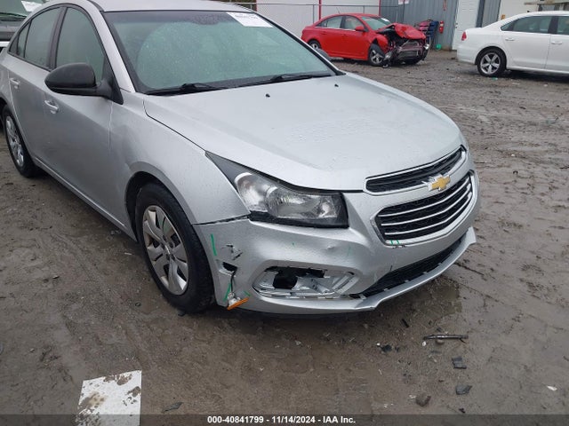 Chevrolet Cruze Ls Auto 2015 1G1PA5SG7F7177379 Image 6