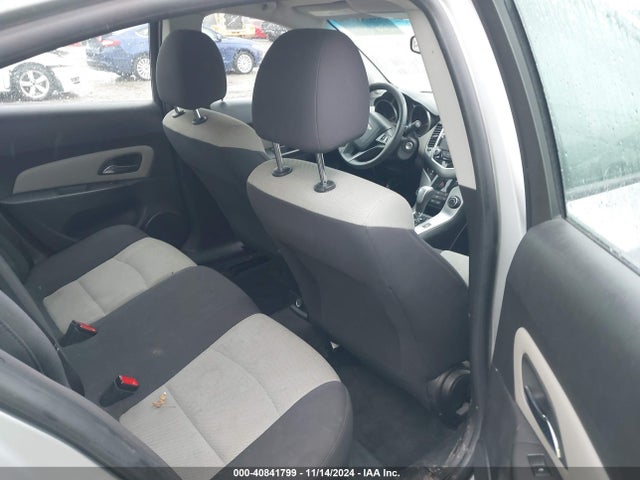 Chevrolet Cruze Ls Auto 2015 1G1PA5SG7F7177379 Image 8