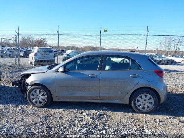 3KPA25AD8ME386645 KIA Rio 5-door S