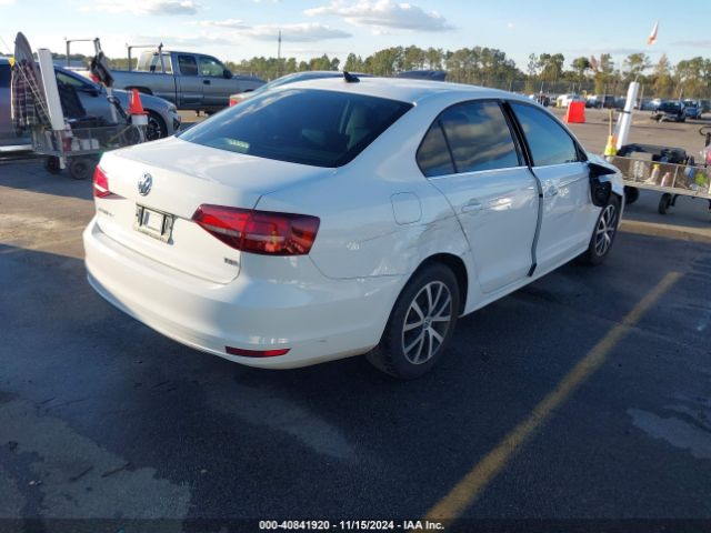 3VWDB7AJ3HM284404 Volkswagen Jetta 1.4t Se