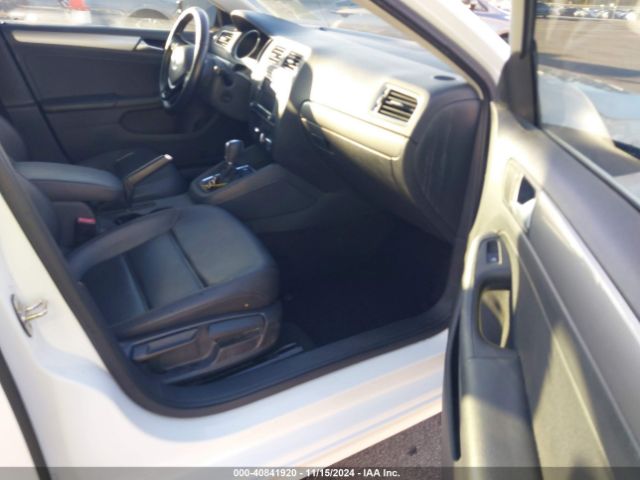 3VWDB7AJ3HM284404 Volkswagen Jetta 1.4t Se