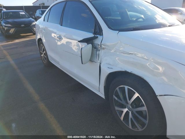 3VWDB7AJ3HM284404 Volkswagen Jetta 1.4t Se