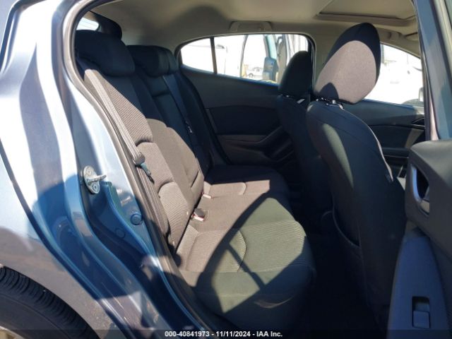 3MZBM1L73GM263647 Mazda Mazda3 I Touring