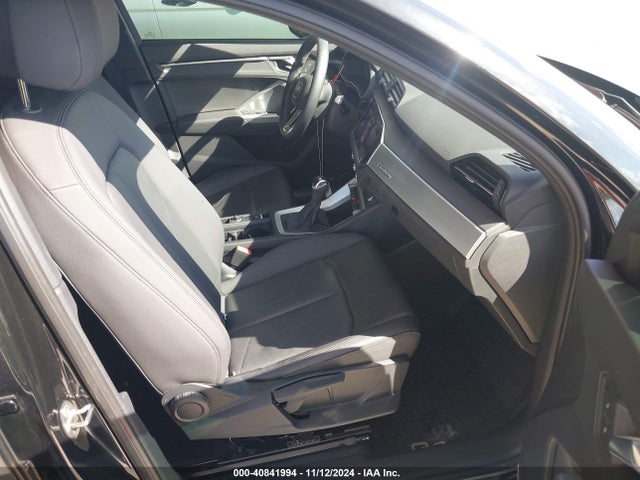 2020 AUDI Q3 WA1DECF38L1023458 Photo 4