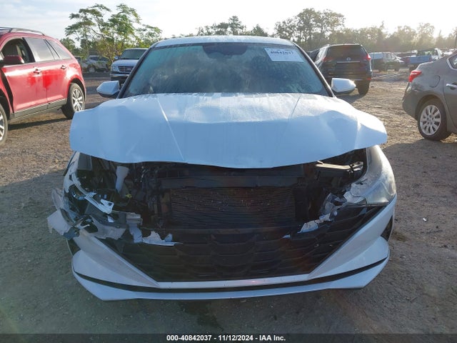Hyundai ELANTRA SEL 2022 5NPLM4AG2NH059419 Image 13