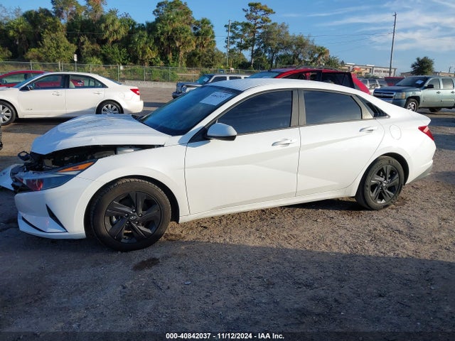 Hyundai ELANTRA SEL 2022 5NPLM4AG2NH059419 Image 15