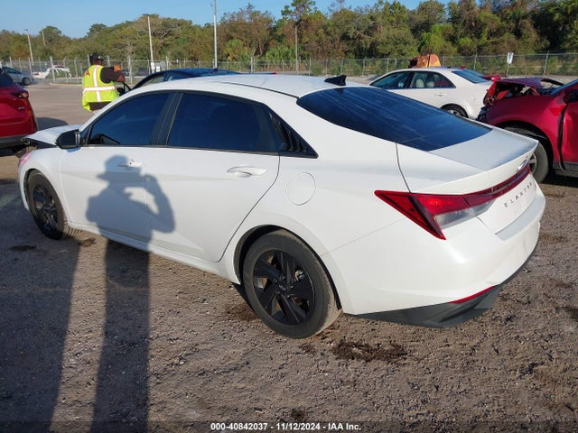 Hyundai ELANTRA SEL 2022 5NPLM4AG2NH059419 Image 3