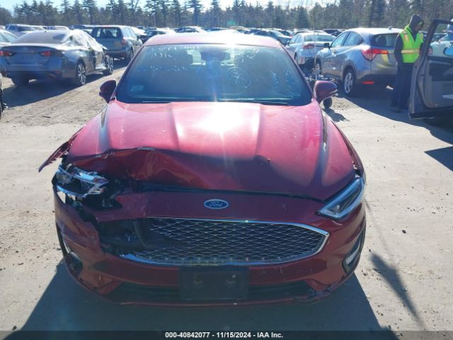 3FA6P0RU3KR157123 Ford Fusion Hybrid Titanium