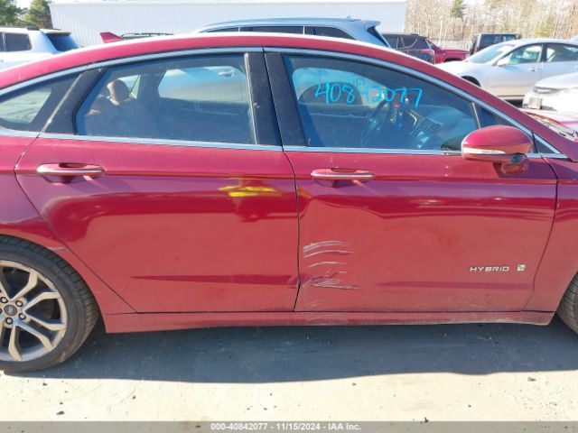 3FA6P0RU3KR157123 Ford Fusion Hybrid Titanium